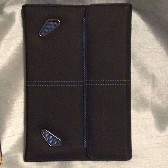 Solo. Tech Booklet, Protects Kindle Fire & Nexus 7 - Picture 4 of 6